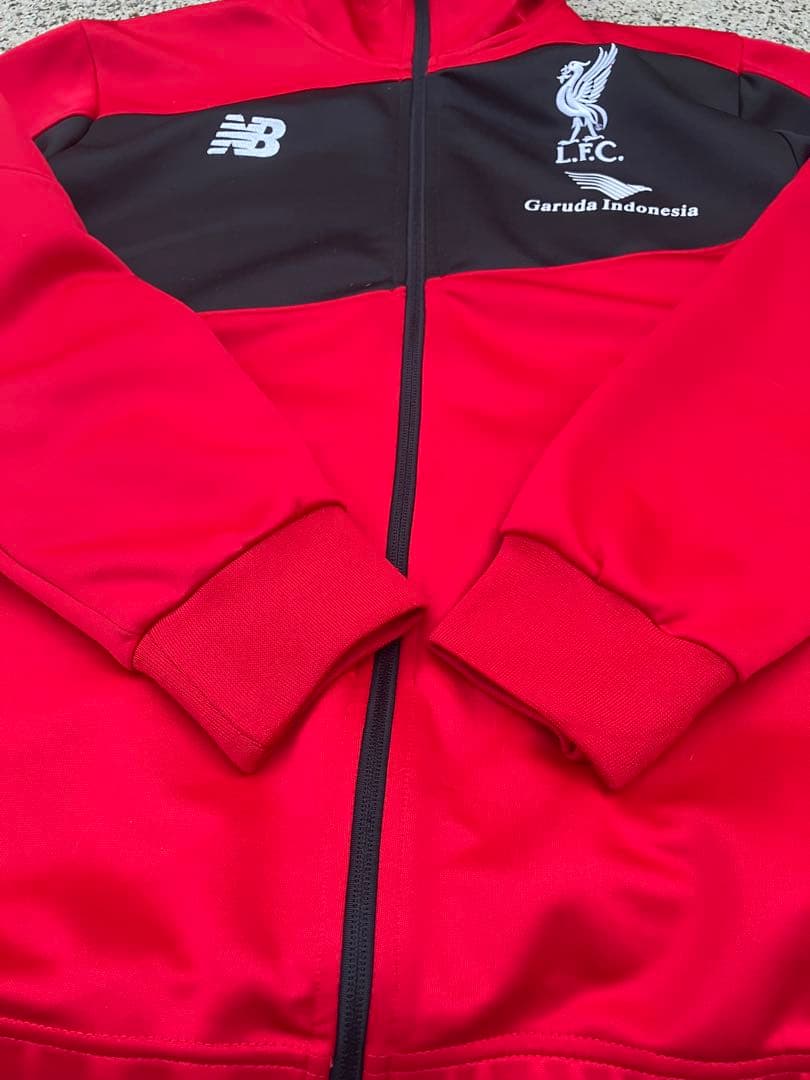 【希少美品】ニューバランス×リバプールFC トラックジャケットM