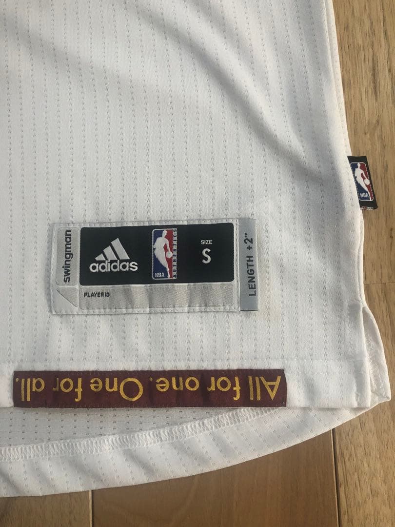 【未使用美品】アービング CAVS ユニフォーム　白