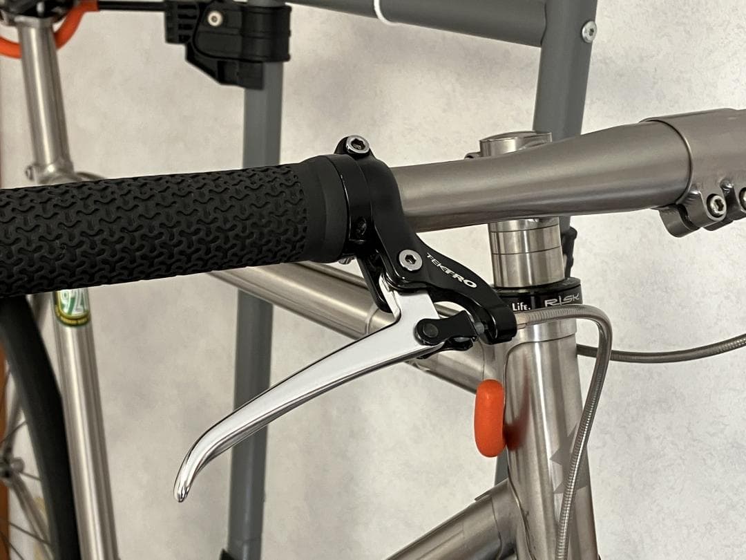 レイノルズ921ステンレスピストバイク EmmeAkka新品パーツ多数同梱