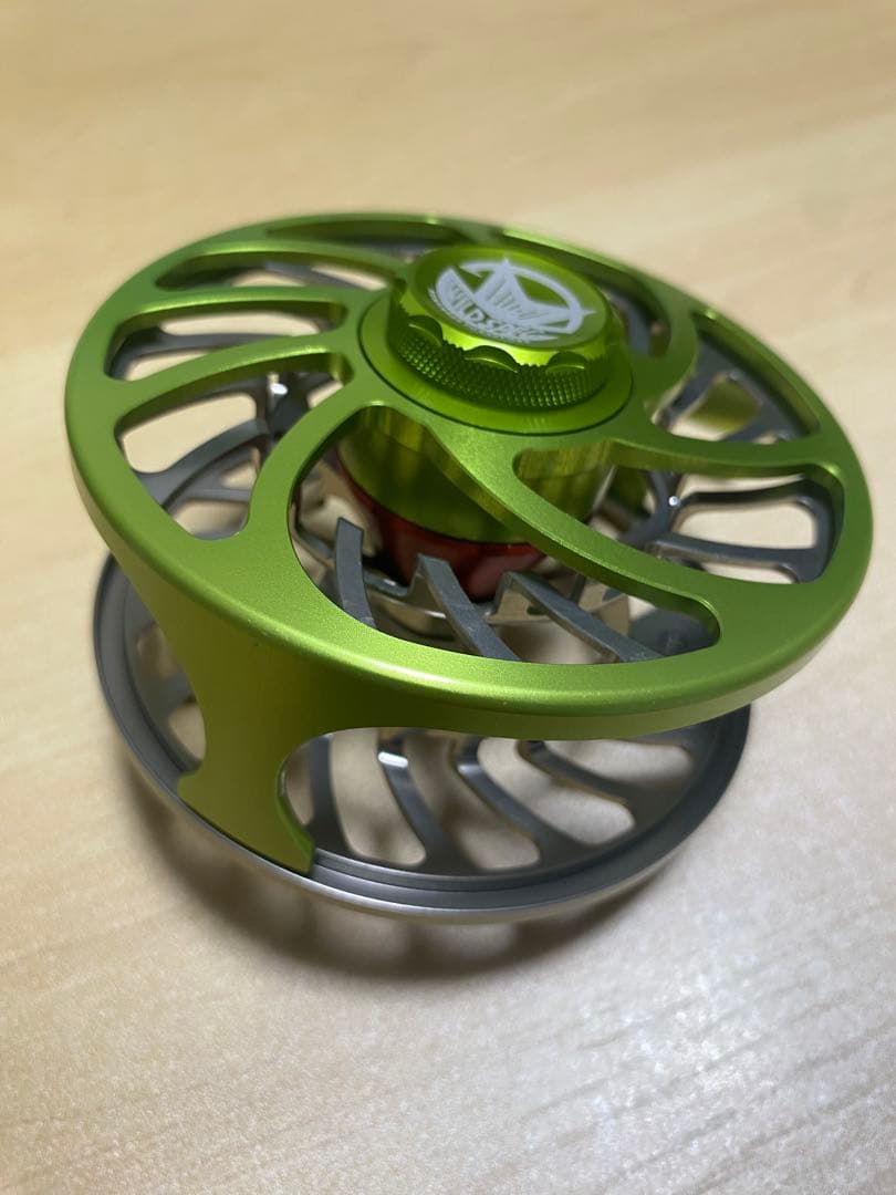 Wild SpecフライリールSS9/10/11 右巻き