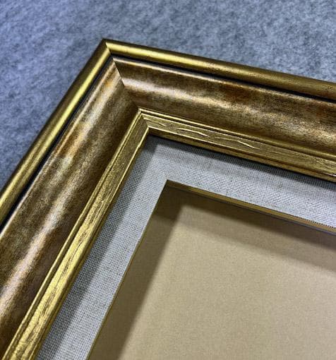 F20サイズ金色玉虫クラシック色額縁　アクリル入り