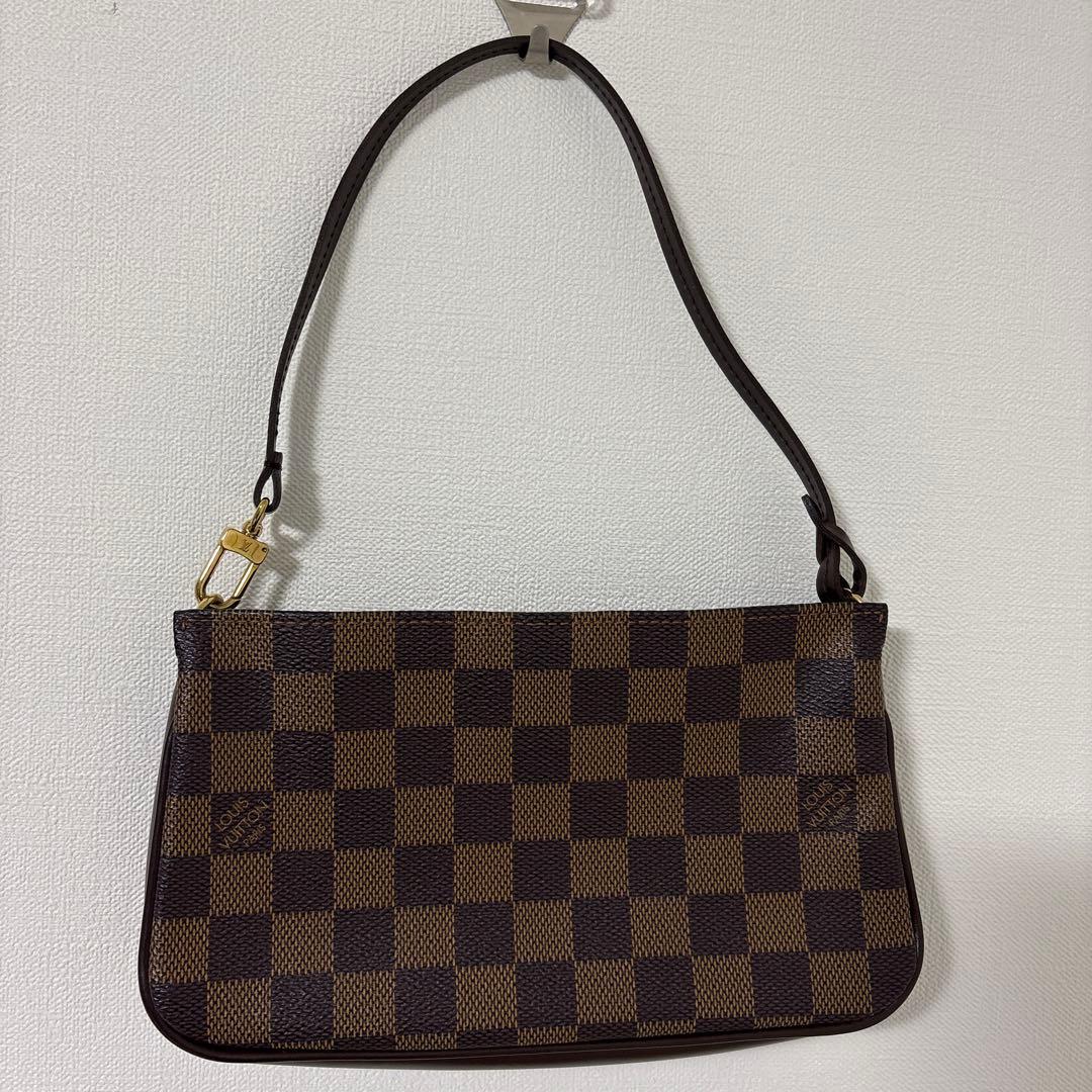 Louis Vuitton ダミエポシェット　アクセソワール
