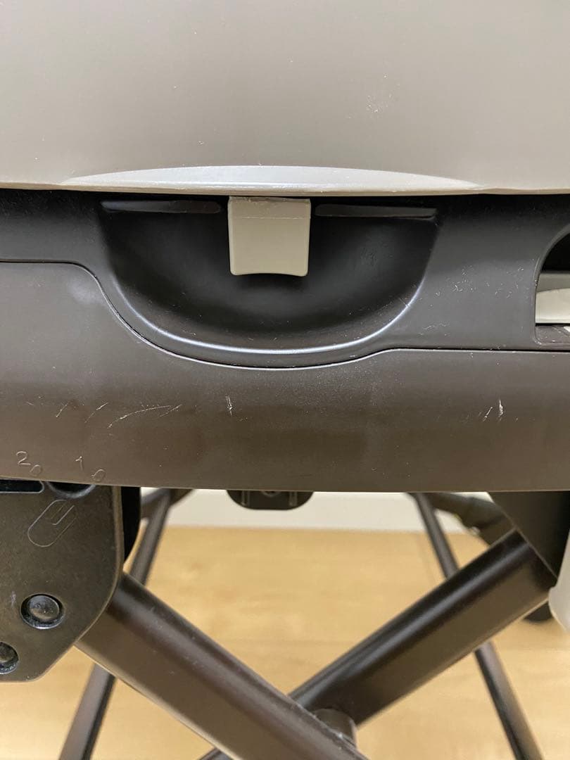 Combi ハイローチェア　手動　ベビーラック　おやすみドーム付き