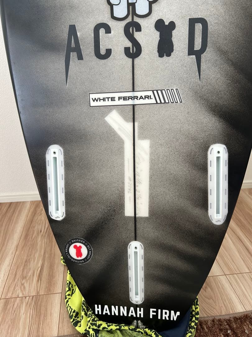 Acsod WHITE FERRARI 5'9 25ℓ