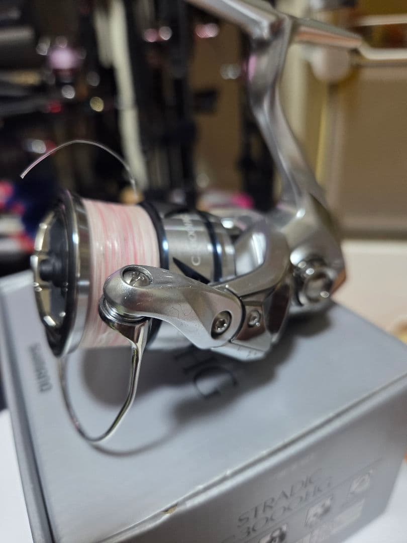 （写真追加）SHIMANO STRADIC C3000HG スピニングリール