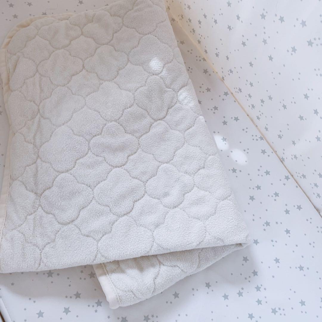 キャスター付きベビーベッド ベージュ　HZDMJ