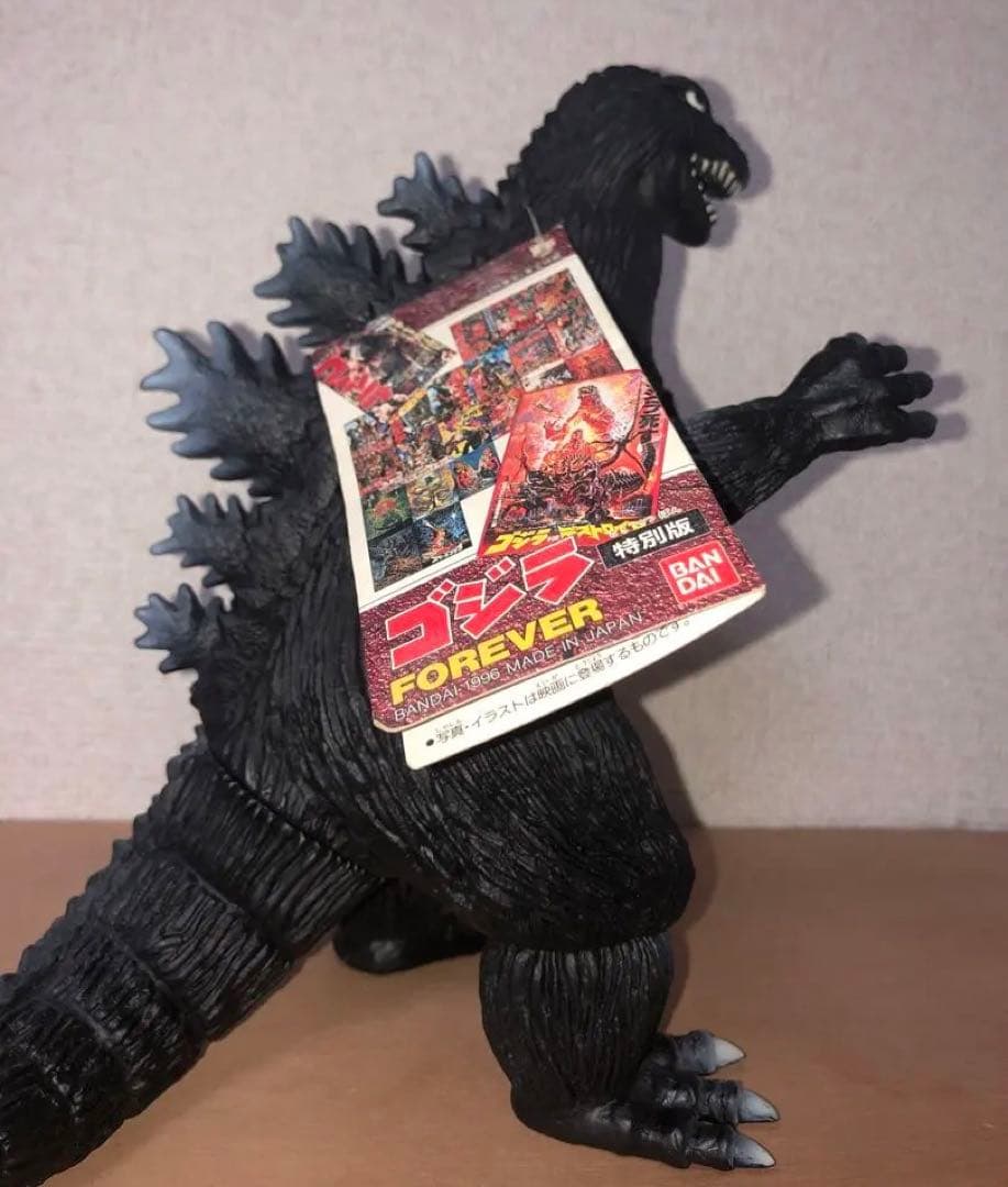 ゴジラ FOREVER フィギュア ★タグ付き★バンダイ JAPAN キンゴジ