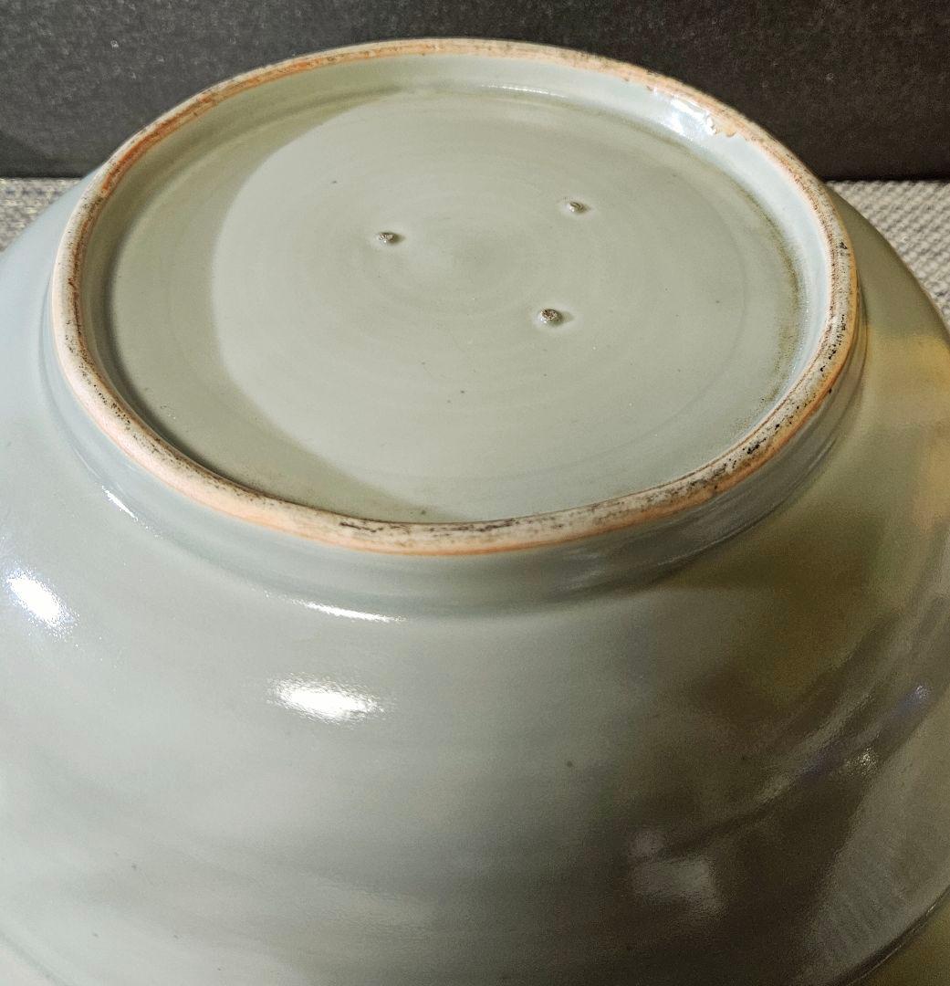 本物保証❗️】江戸時代前期　寛文期　初期伊万里青磁　陰刻草花　口縁渦巻き文　大鉢