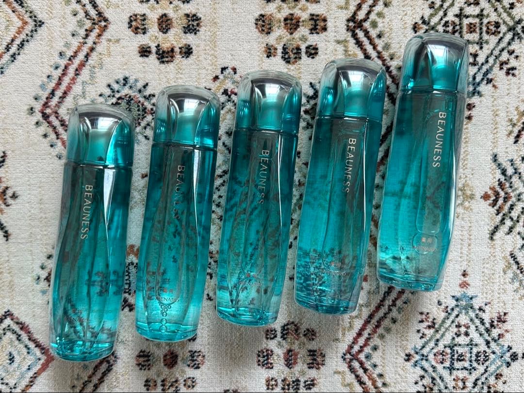 メナード薬用ビューネB5本