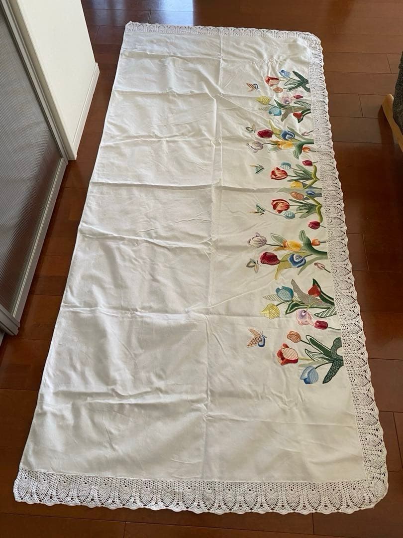 ハンドメイド　手刺繍　ソファカバー