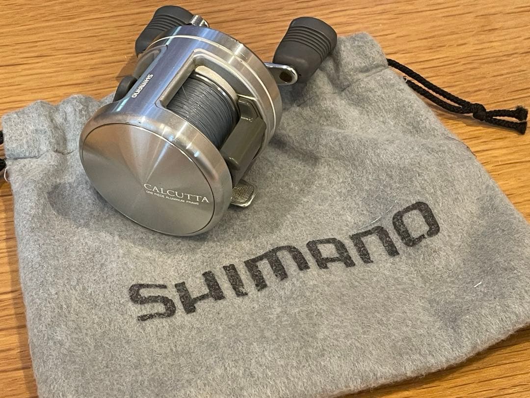 SHIMANO カルカッタ200