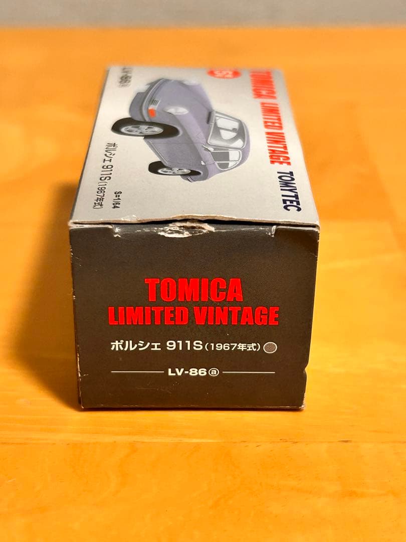 TOMICA LIMITED VINTAGE ポルシェ 911S LV-86