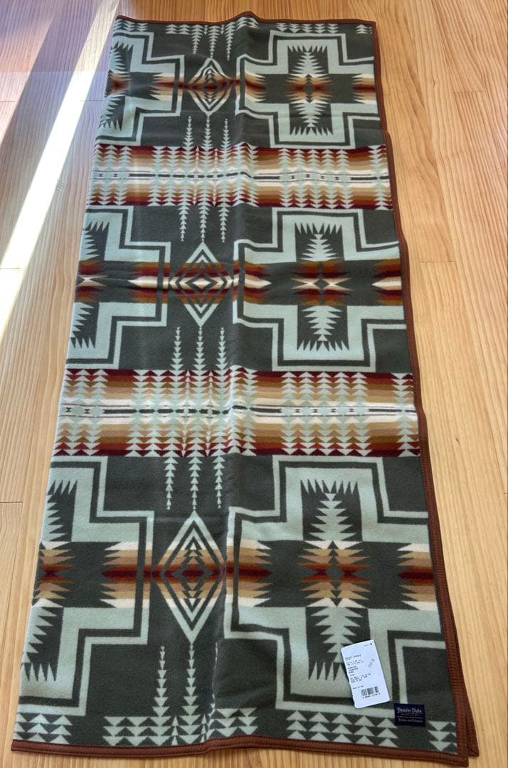 アウトドア寝具 Pendleton Beaver State Indian Blanket