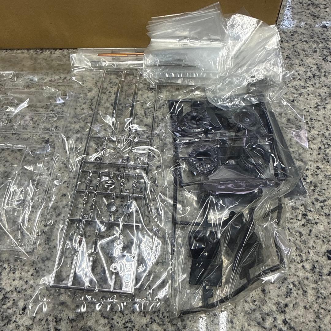 FIAT 500D 1/24 SCALE プラモデル 車 おもちゃ 小物 格安