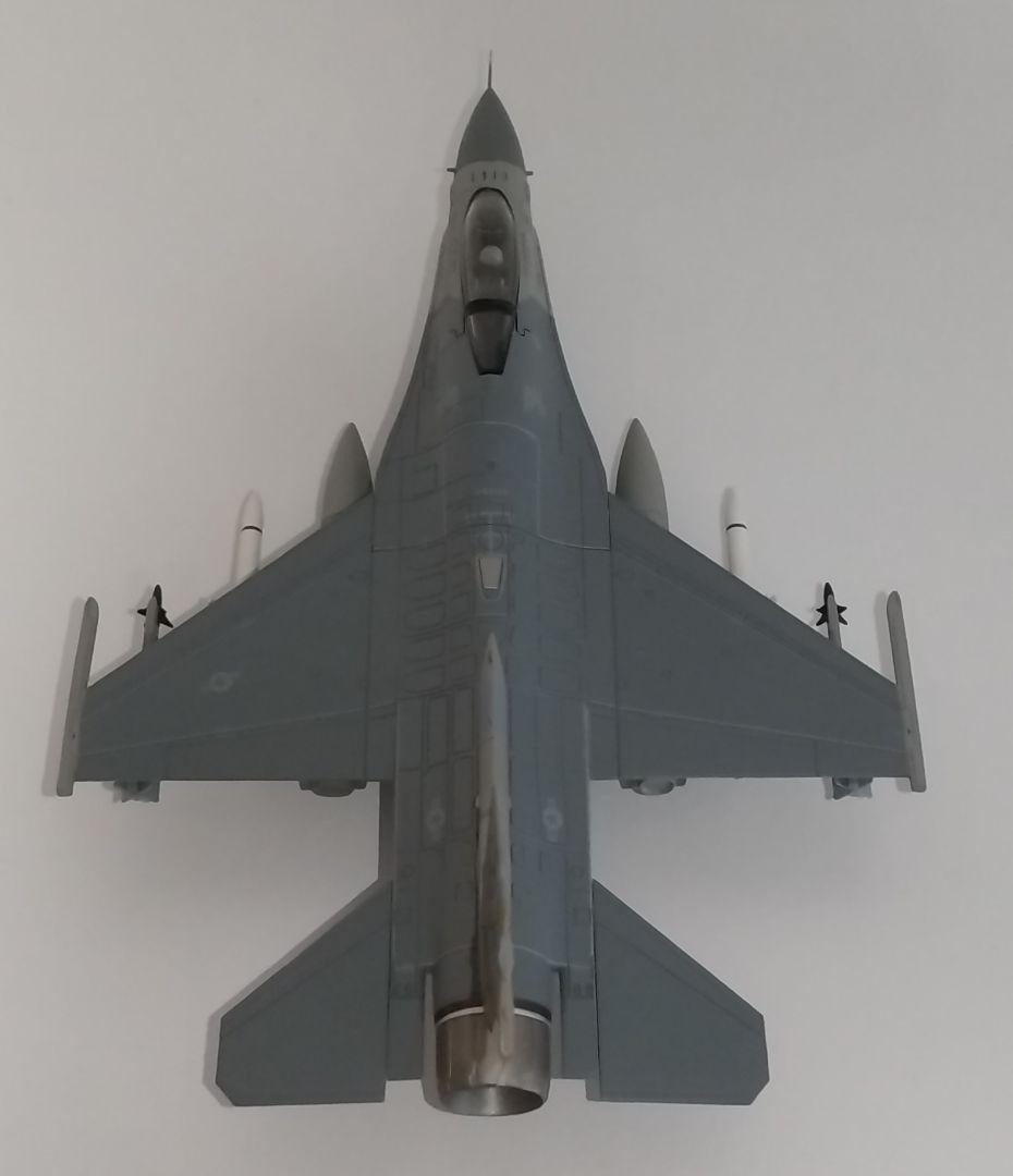 【80年終戦記念】F-16 CM Fighting Falcon ホビーマスター