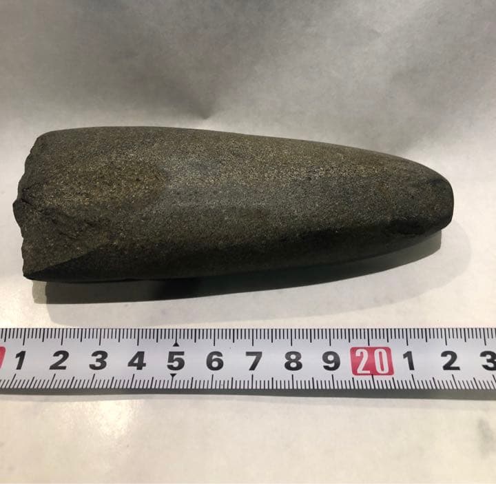 磨製石斧　縄文時代　遺跡　発掘　貝塚