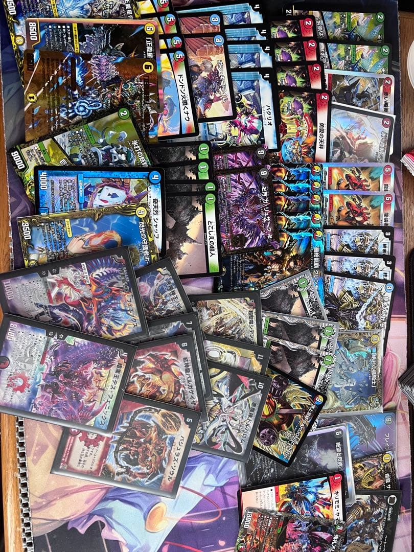 最終値下げ！！デュエルマスターズ完全引退品！5デッキ+金トレ等汎用カード大量！！
