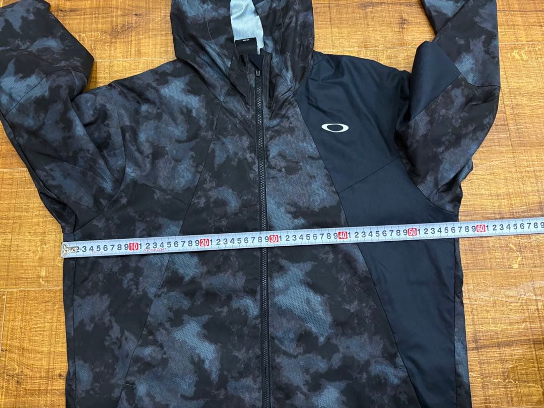 Oakley ブラックカモフラージュ ウィンドブレーカー&パンツ　セットアップ