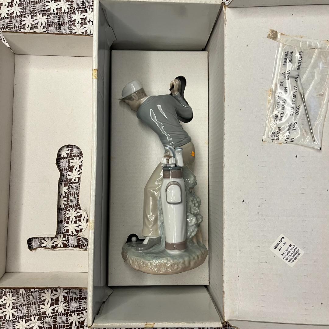 LLADRO 4824 ゴルフ Jugador de golf 陶磁器 人形