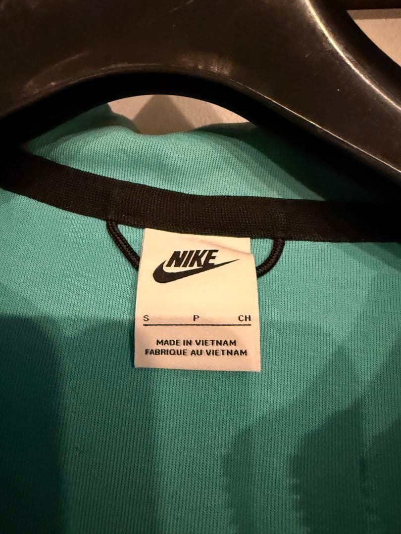 【激レア！】ナイキ NIKE テックフリース ティファニーブルー　サイズS