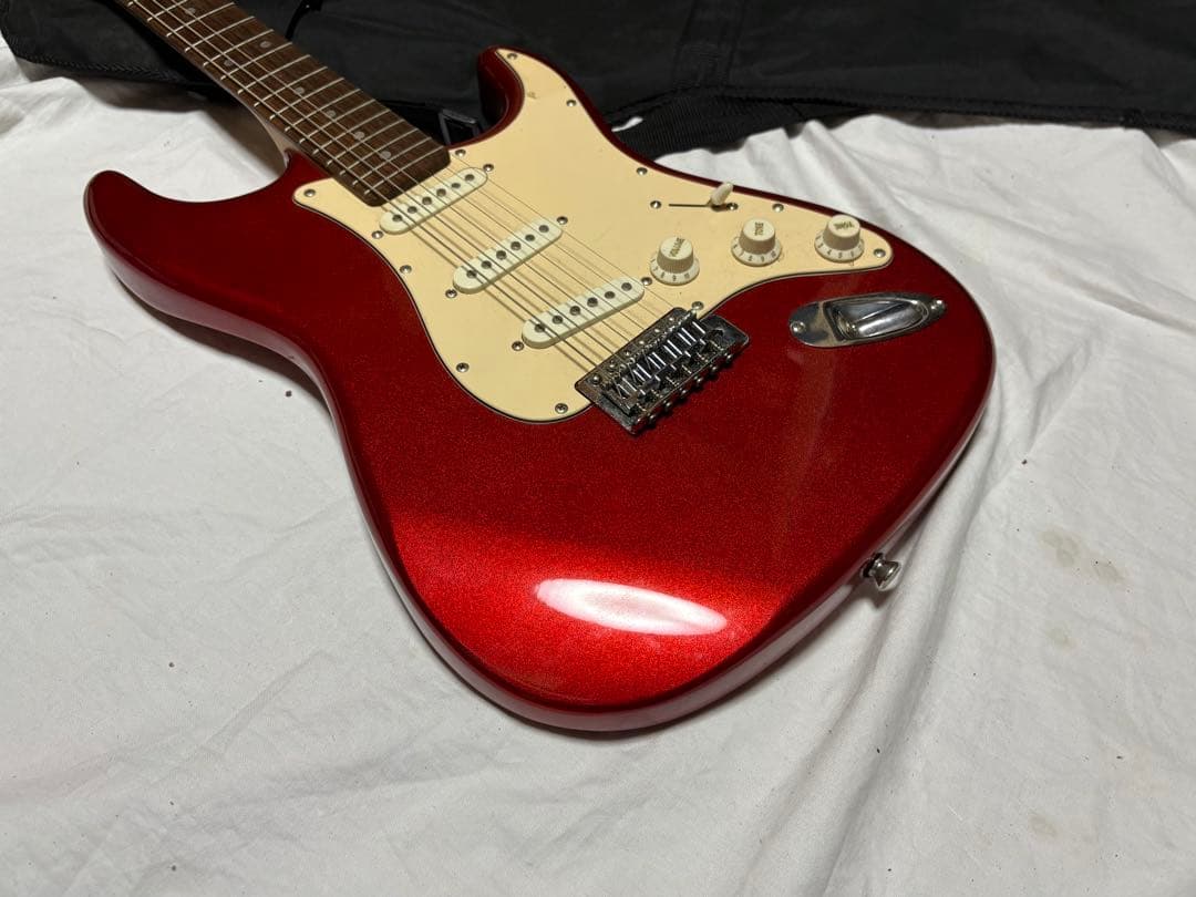 Legend エレキギター　ストラト　キャンディアップルレッド1926-02-1