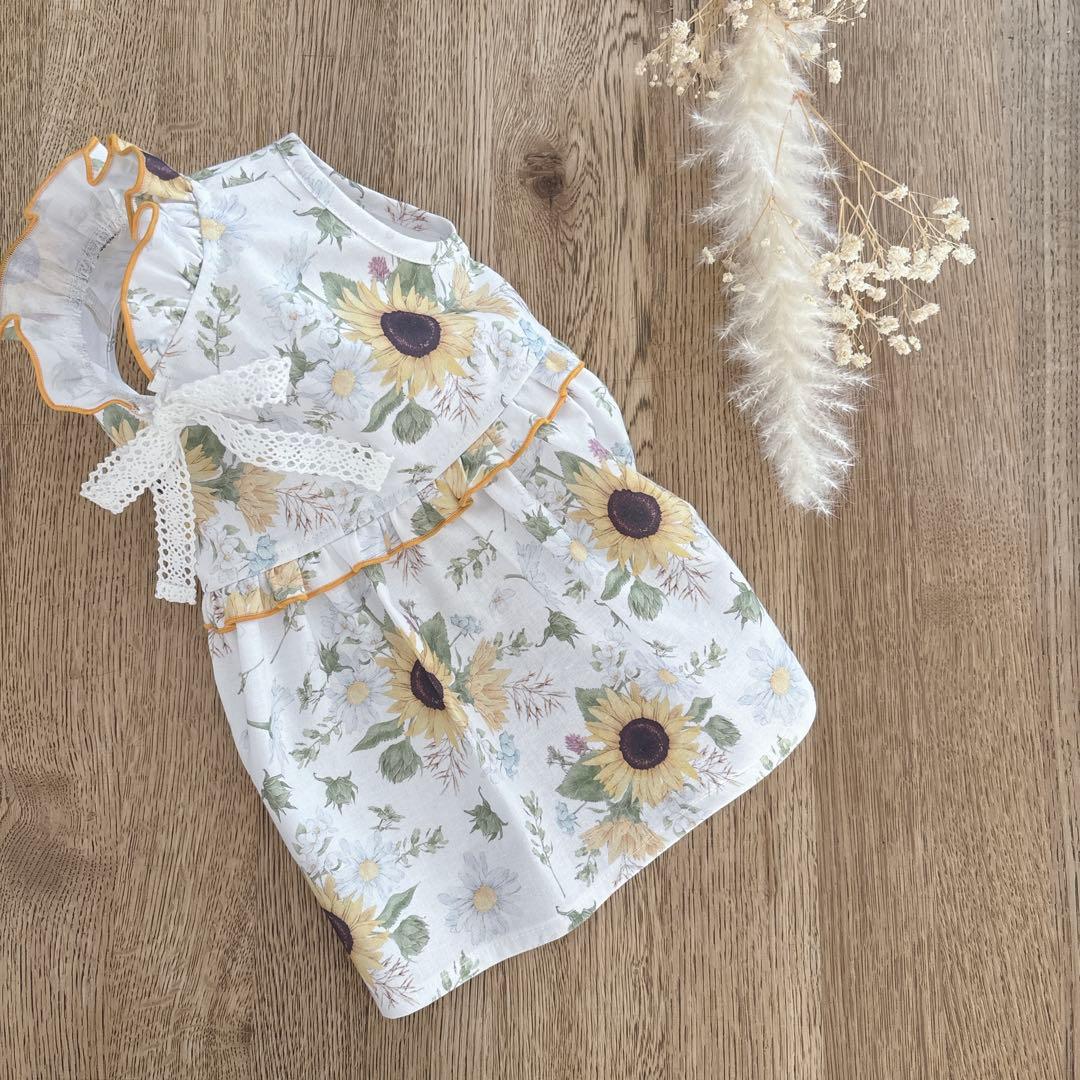 ハンドメイド　ひまわりとマーガレット　バックリボンワンピース　犬服