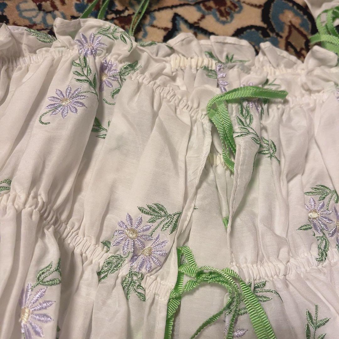 ♡ yuhan wang 小花柄 キャミソール ♡