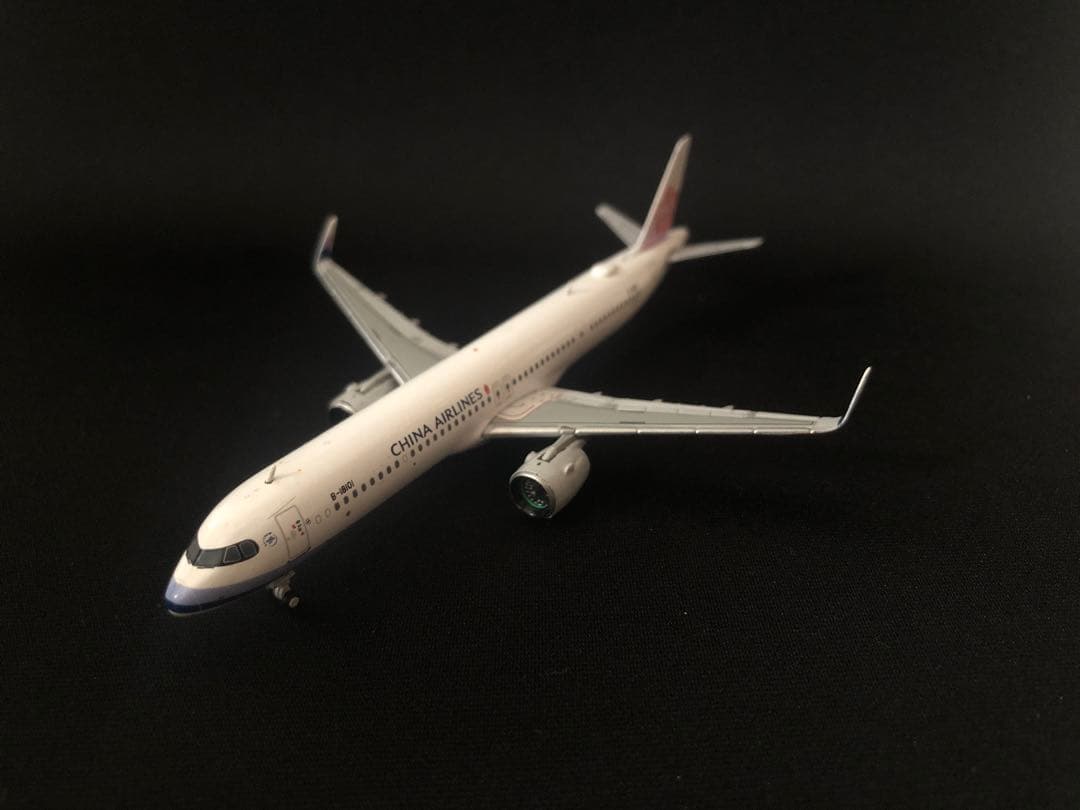 航空機・ヘリコプター CHINA AIRLINES A321neo B-18101