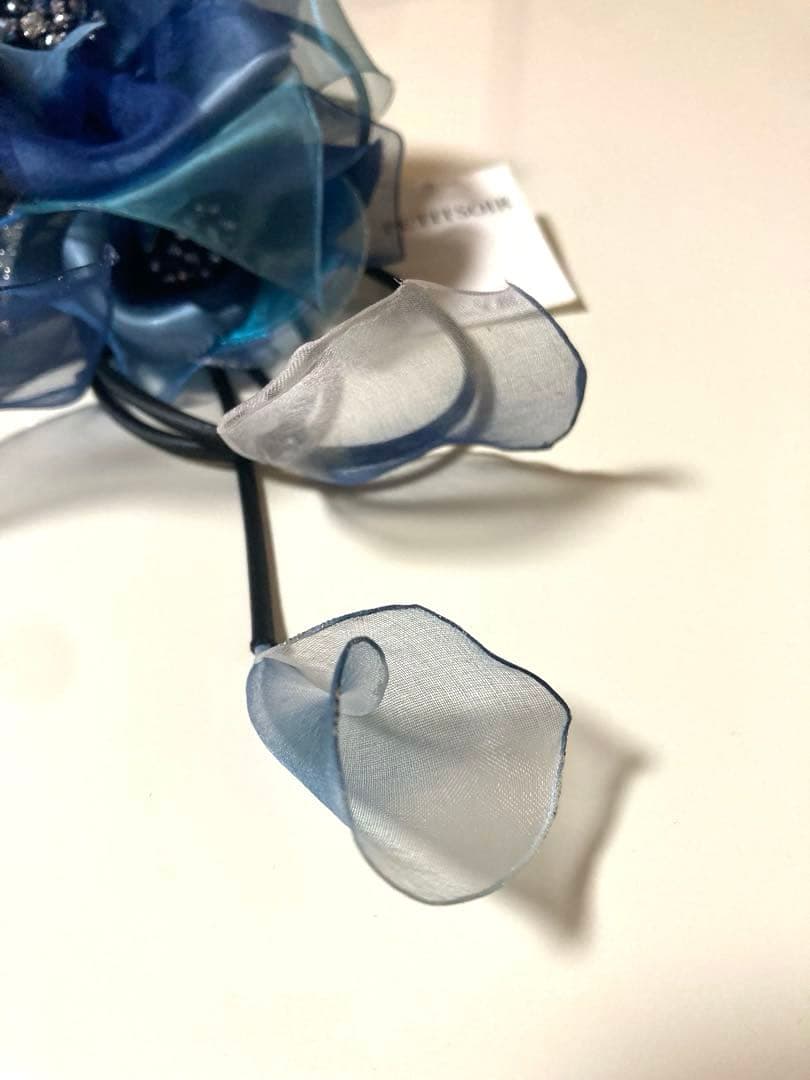 東京ソワール　PETITSOIR 青ネイビーブルー　コサージュ ブローチ　新品