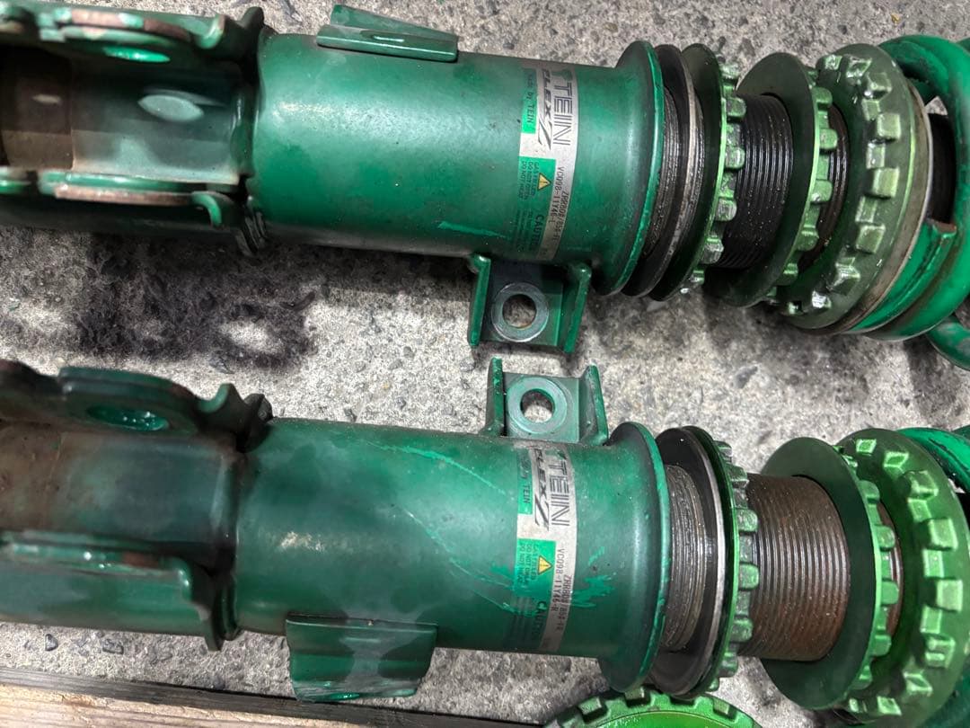 80系ノア、ヴォクシー車高調