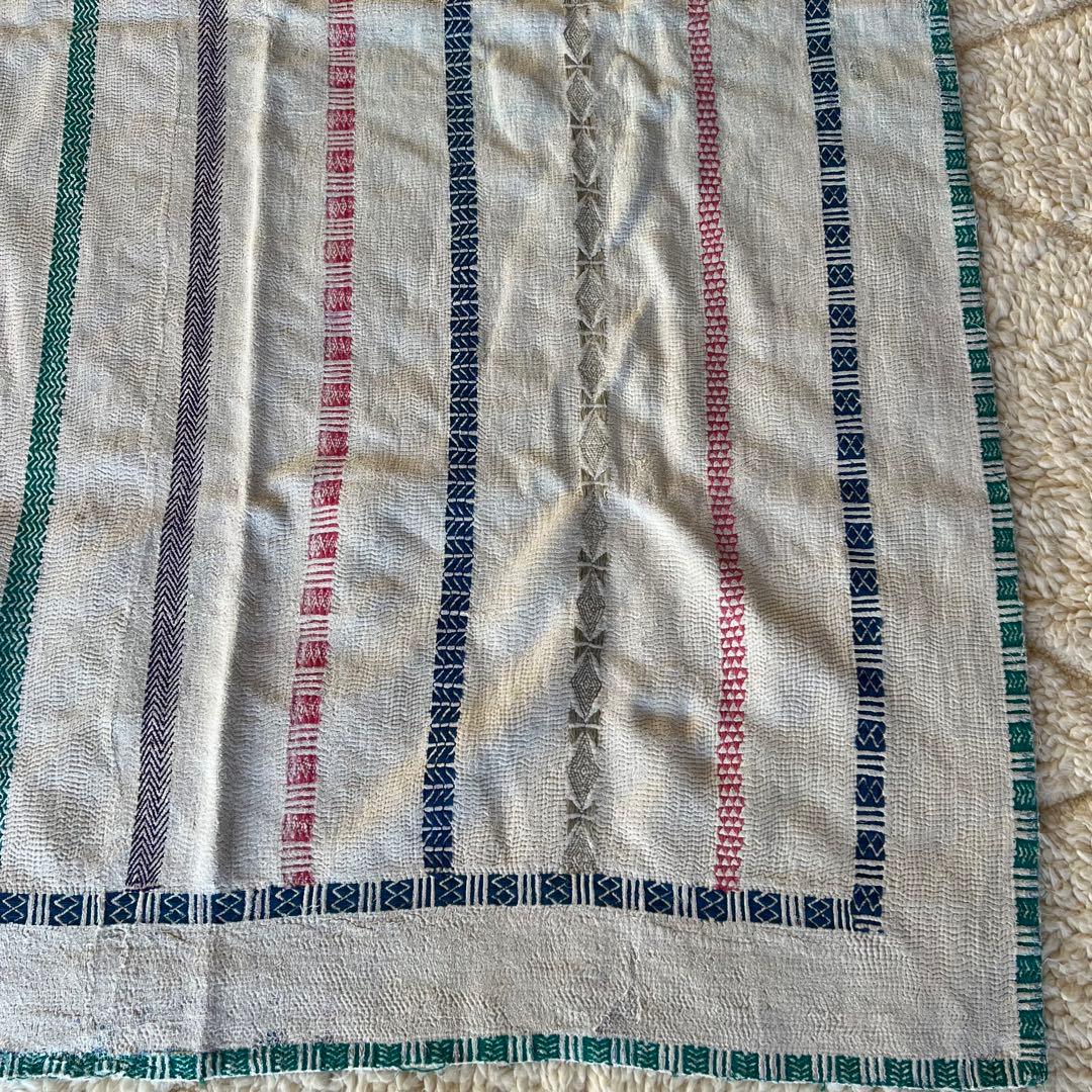 希少価値が高いホワイトカンタ　多様布