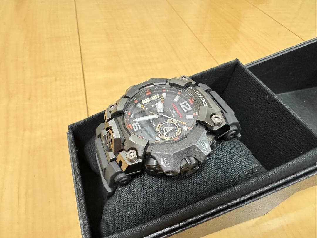 時計 CASIO GWG-B1000-1AJF