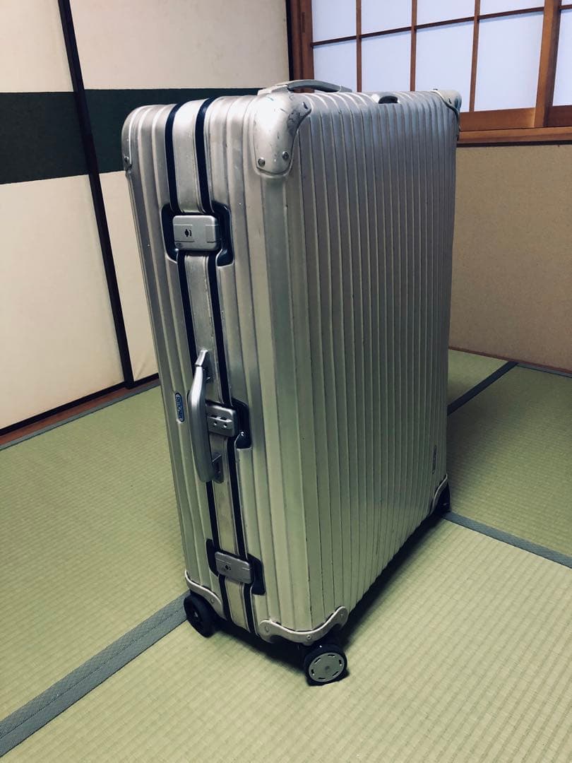 【値下げ】RIMOWAリモワ　シルバー スーツケース四輪キャリーケースビンテージ
