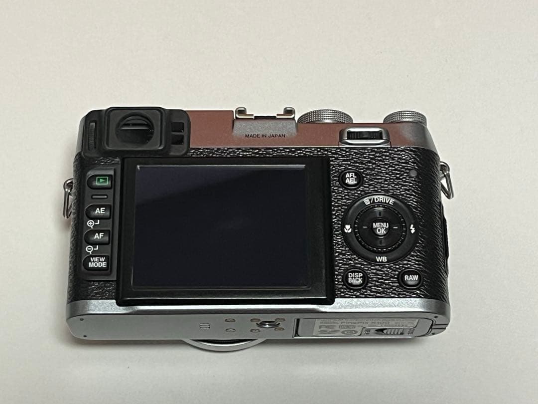 フジフイルム FUJIFILM FinePix X100