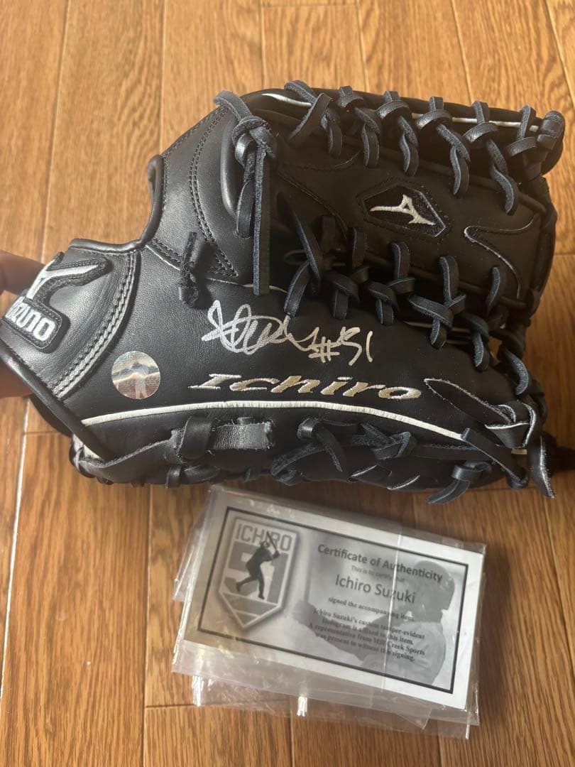 イチロー直筆サイン入りプレミアグッズ MLB イチロー マリナーズ 直グローブ