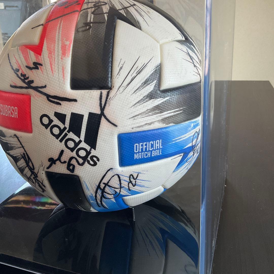 ヴィッセル神戸選手サイン入りボール