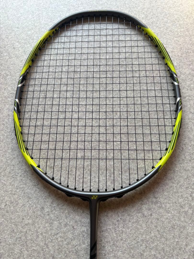 ARC SABER 7 PRO バドミントンラケット