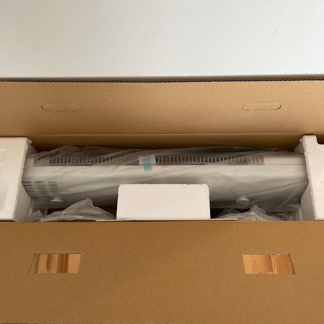 CORONA コアヒートスリム　DH-924R-W 2024年製