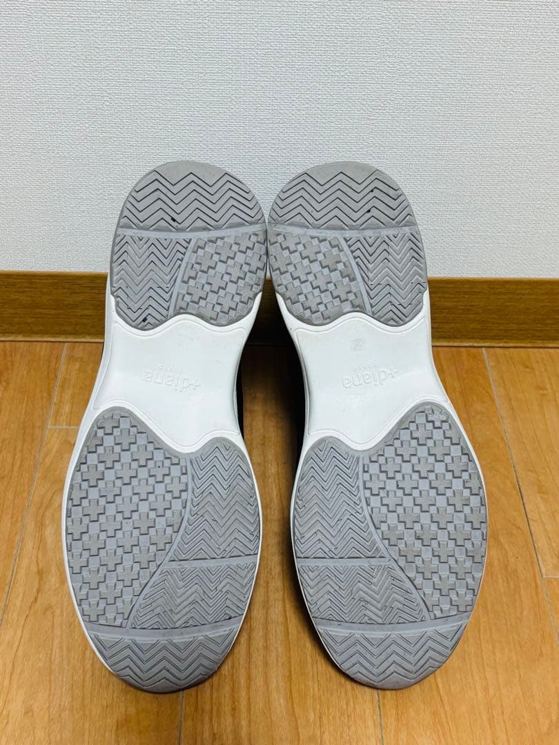 極美品　プラスダイアナ オールウェザーショートブーツ 雨天対応