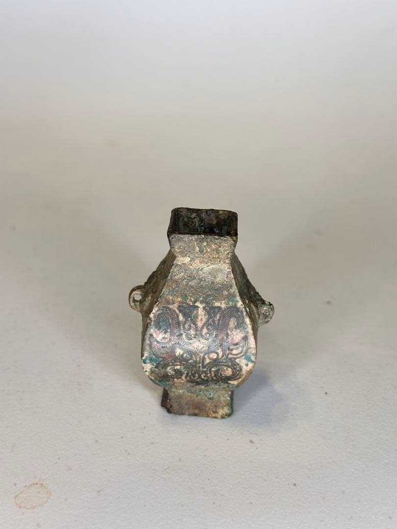 戦国時代　銅製　小花瓶 花入　観賞用　置物　傷あり