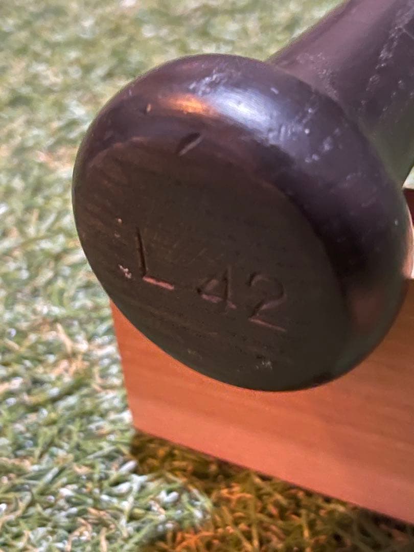 西武ライオンズ　アレックス カブレラ　サイン入り支給バット