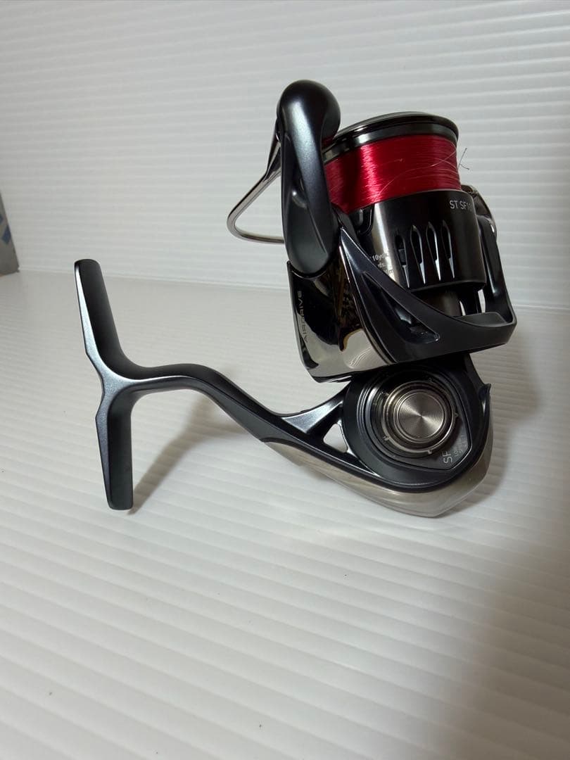 エアリティ STSF1000S-P スピニングリール