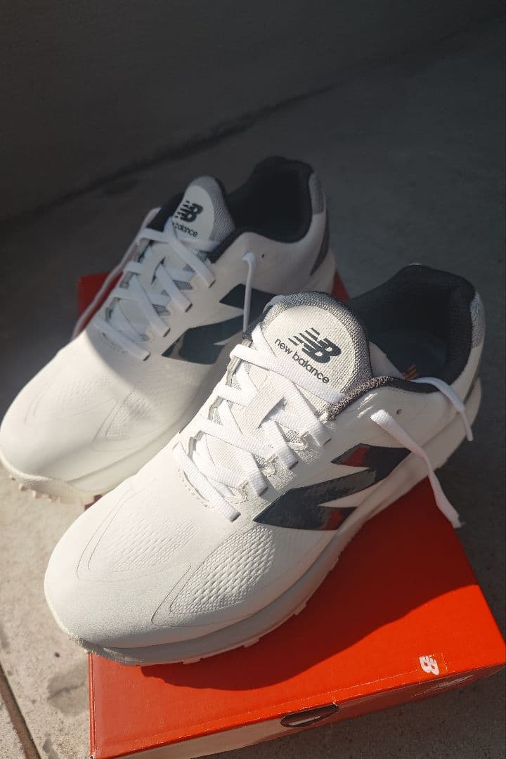 未着用New Balance FuelCell ゴルフシューズ24センチ