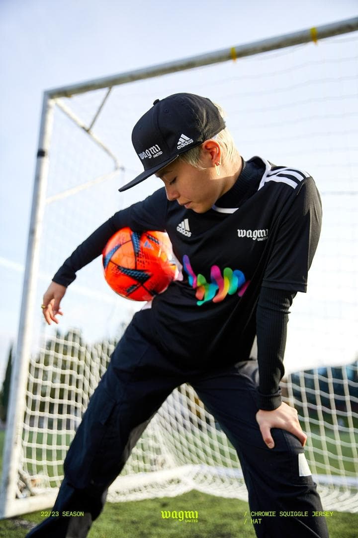 アディダス ジャージと帽子