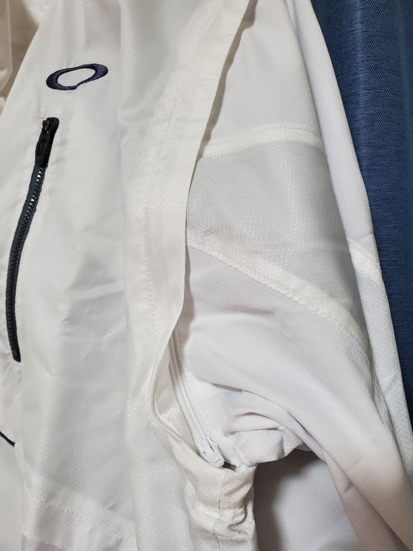 Oakley ホワイトゴルフジャケット メンズウェア