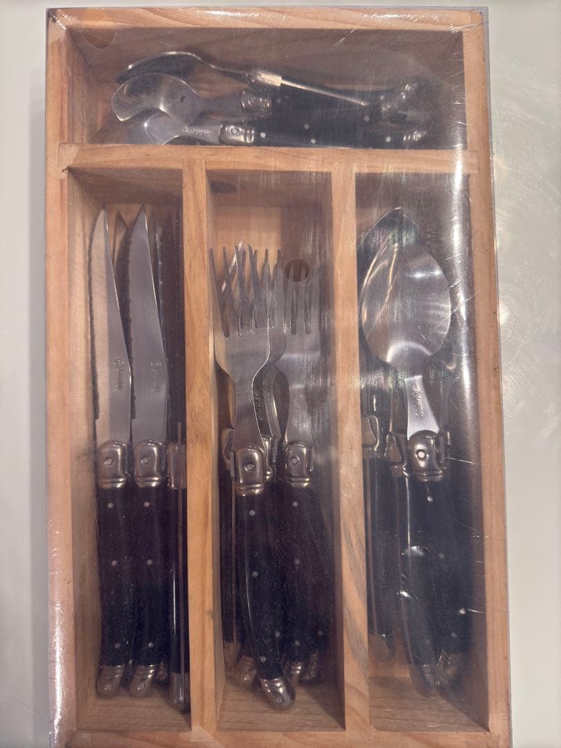 Laguiole elite カトラリーセット 24本入り　ブラック