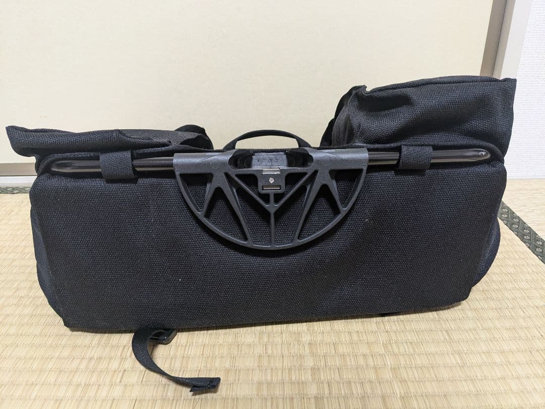 ブロンプトン　メッセンジャーバッグ