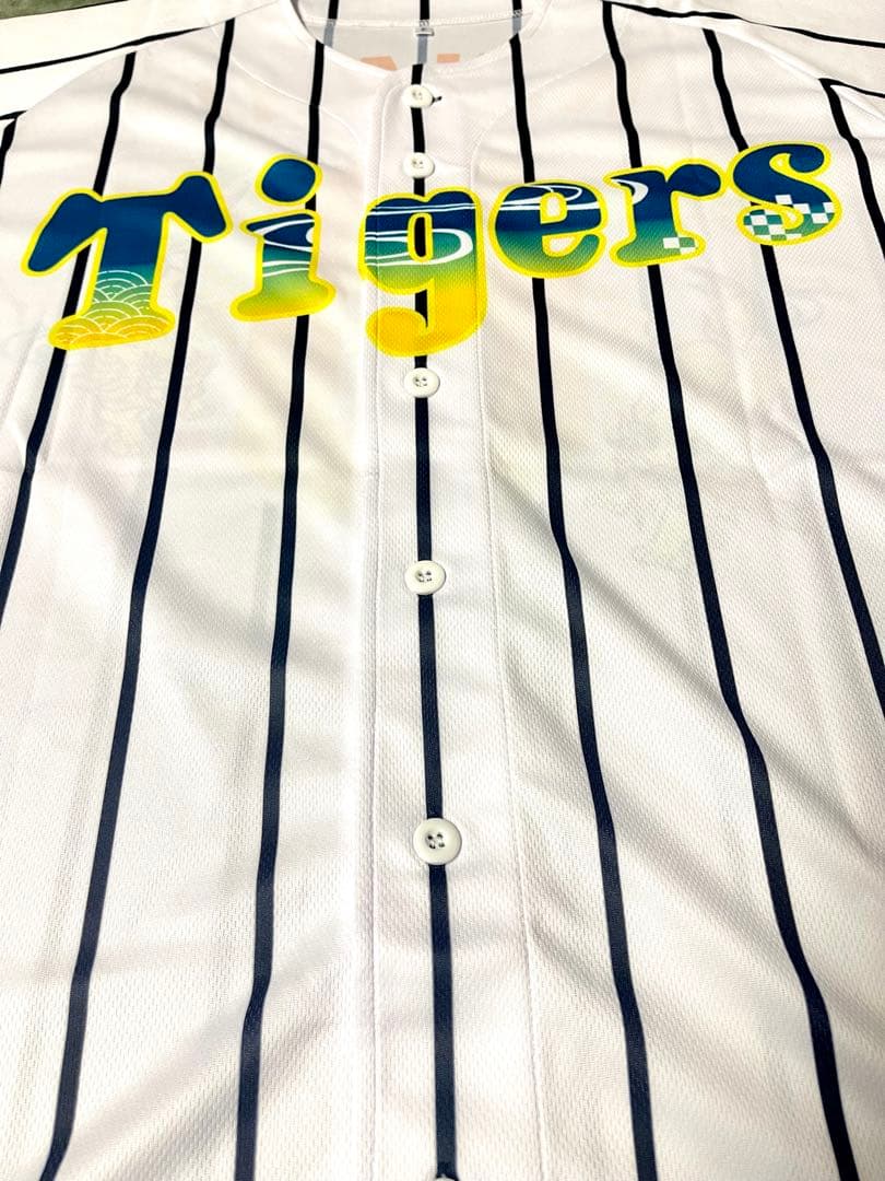 阪神タイガース 木浪聖也 直筆サイン入りシャツ 2025 沖縄キャンプ限定