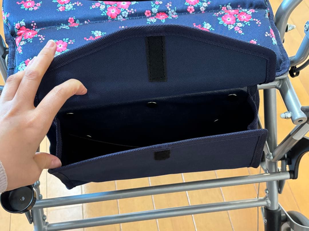 新品同様　シルバーカーデュオST 買い物カート　手押し車　花柄　折り畳み