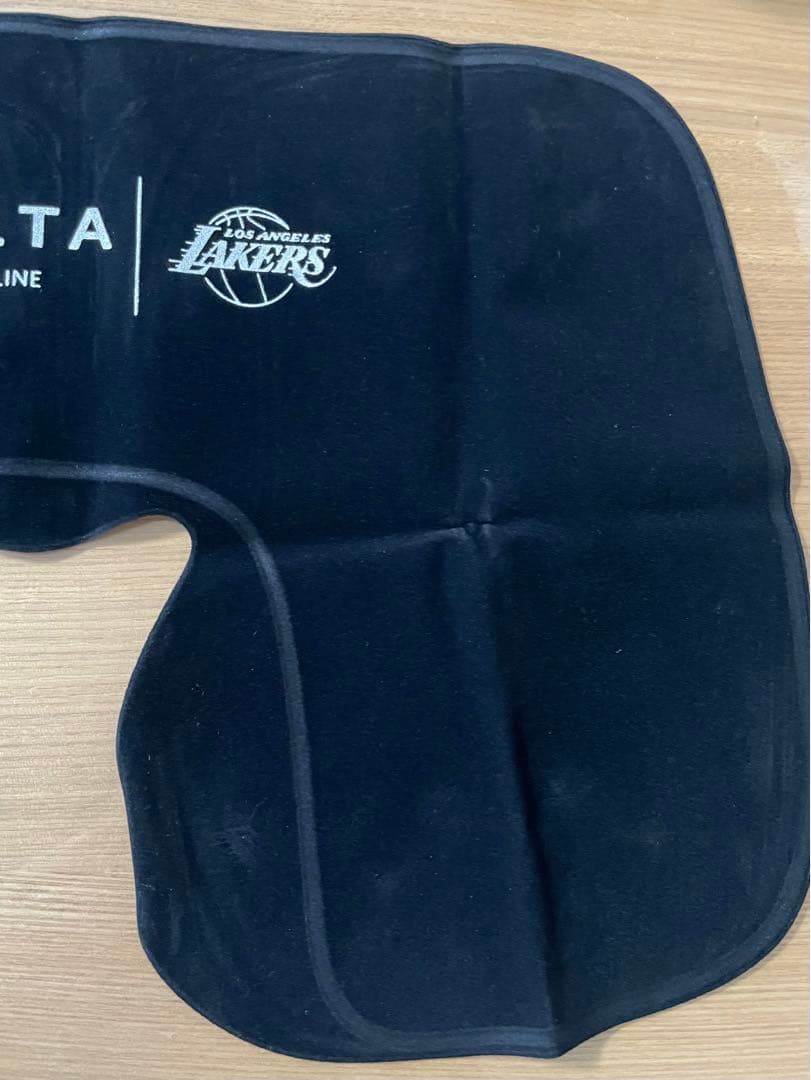 未使用 ロサンゼルス レイカーズ ノベルティ 現地 試合観戦 デルタ航空 コラボ